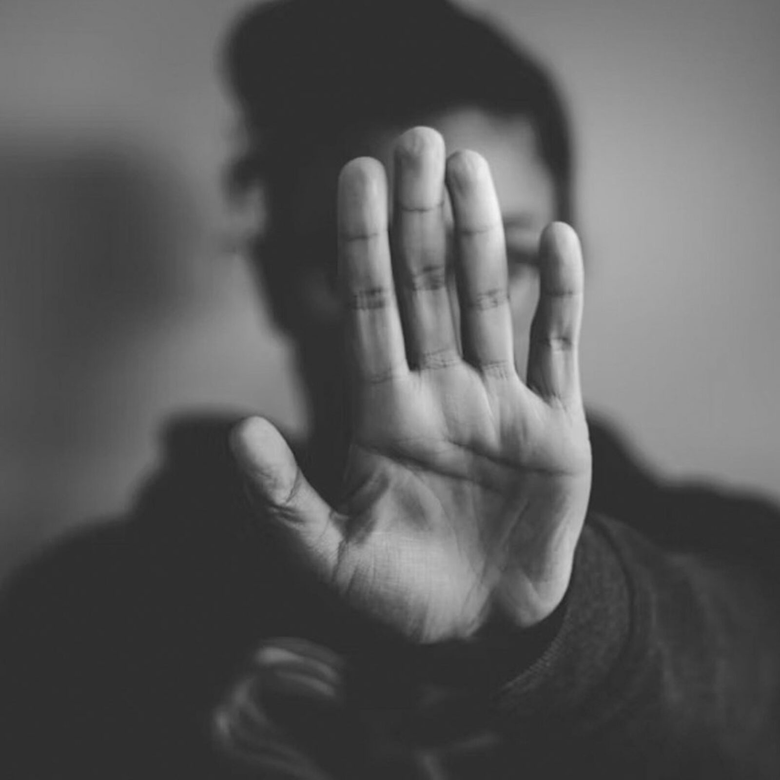 ¿Conoces a alguien que sufra maltrato psicológico?